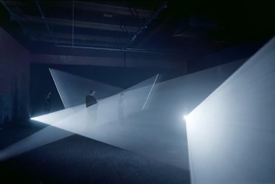 Anthony McCall, ¨Long Film for Four Projectors¨, 1974