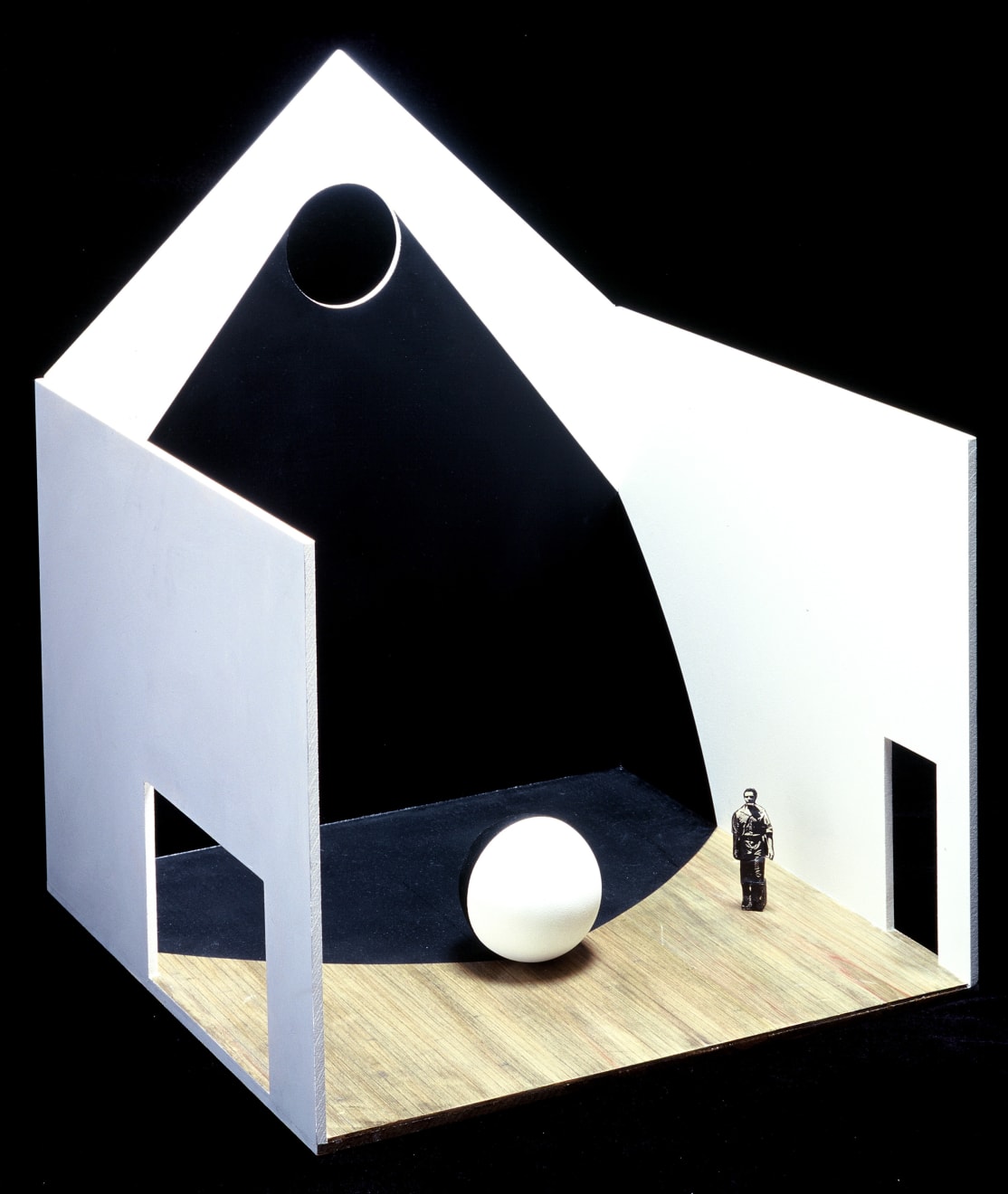 Regina Silveira, “Equinócio” - Maquete, 2002