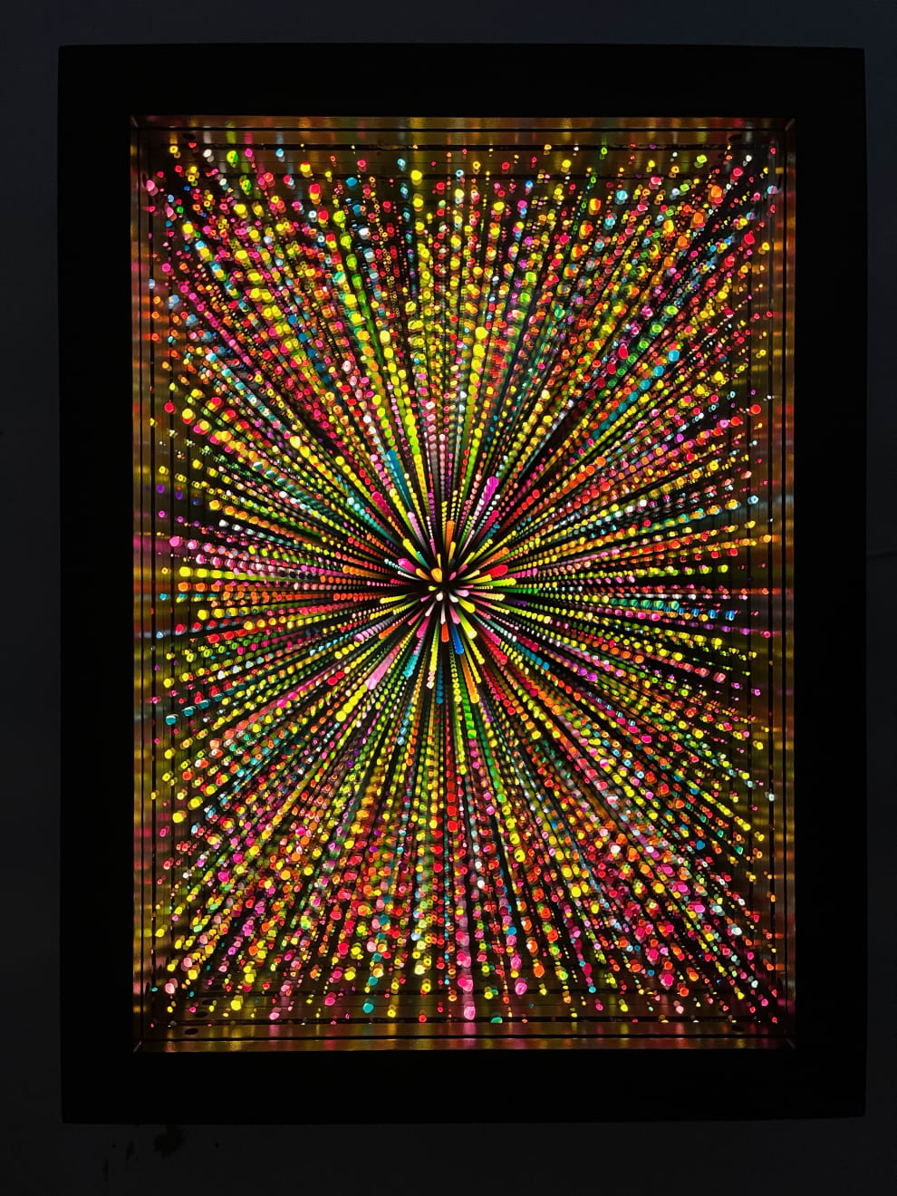 Iván Navarro, “Mist”, 2024