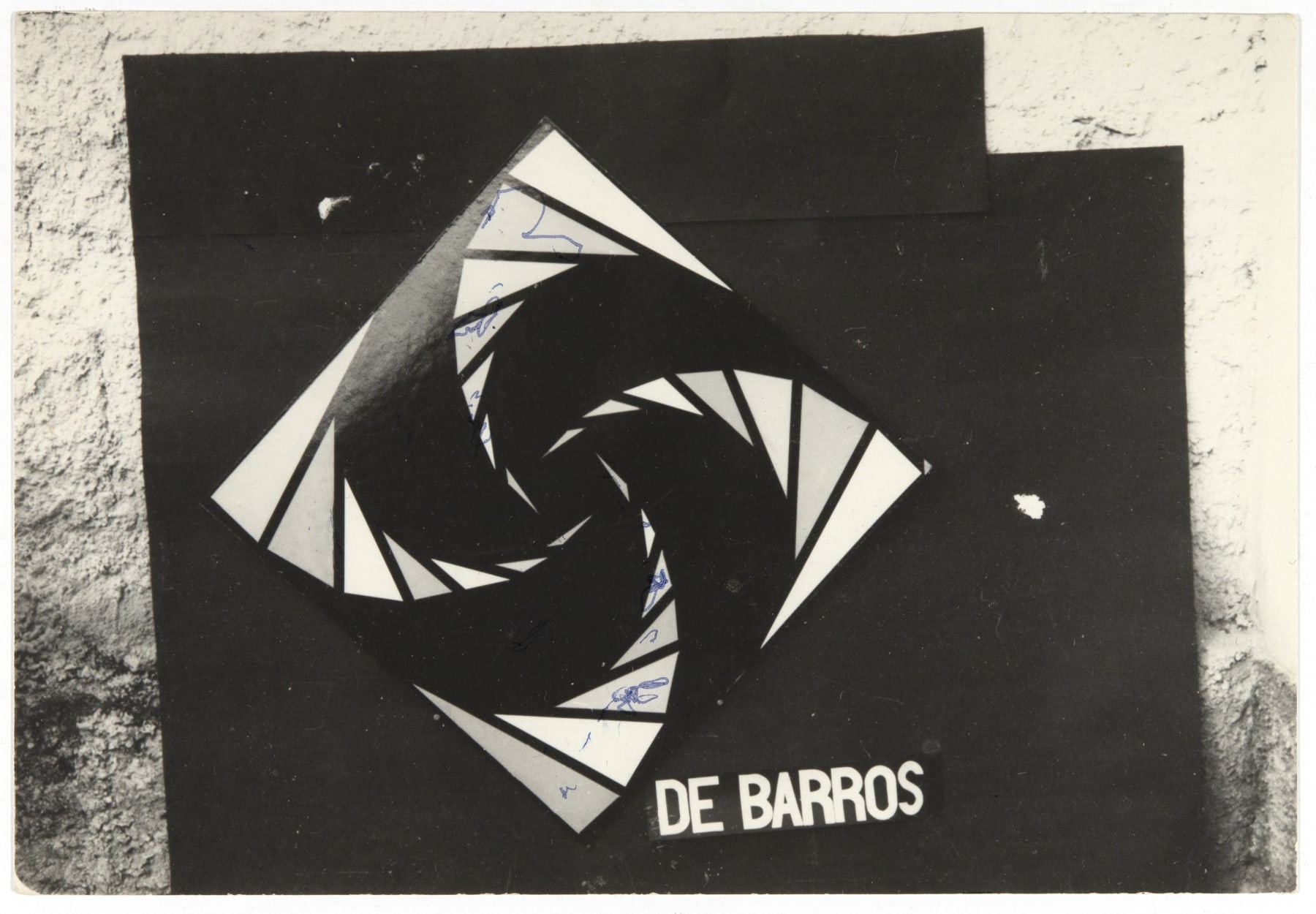 Anotações com caneta sobre fotografia de um quadro “Sem título”, 1954/1979. Arquivo Geraldo de Barros