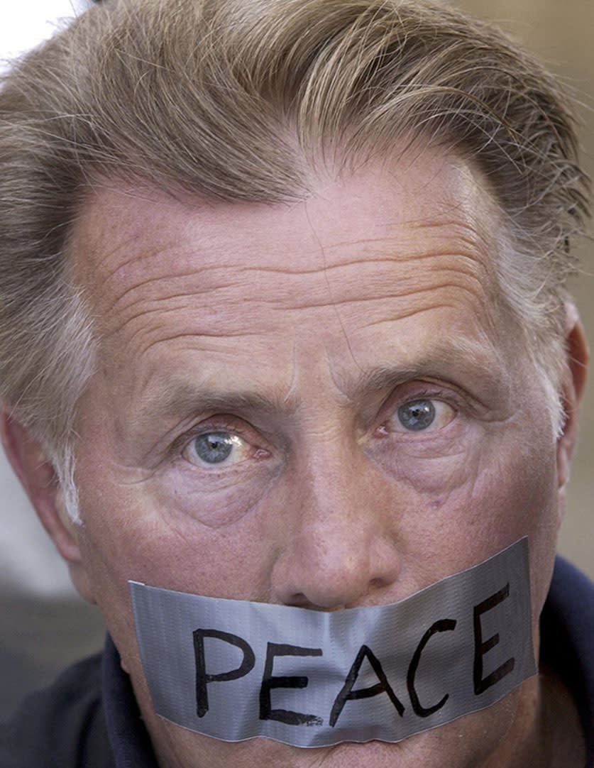 Martin Sheen by Pulitzer Prize recipient Nick Ut