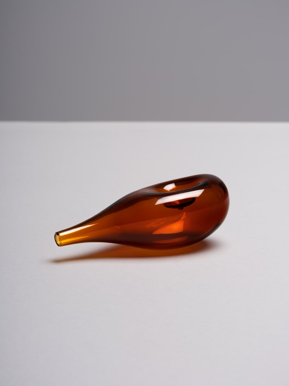 Aldo Bakker, Cloud - Glass (Amber), 2021