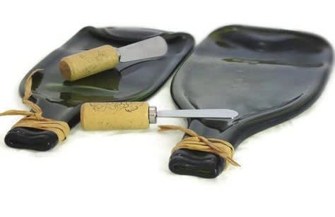 Anonymous, Original Meadowcroft vintage wine cheese tray / decorative plaque