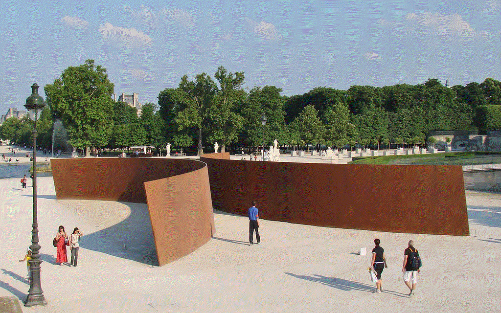 Richard Serra. Clara-Clara at the Tuileries Garden in Paris. Photo Credit: dalbera licensed under CC BY 2.0.
