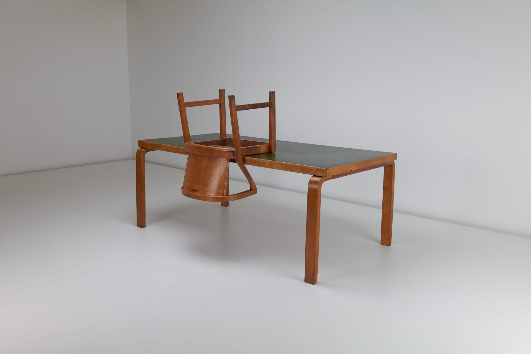 Alvar Aalto, Library Table Model 83, 1935