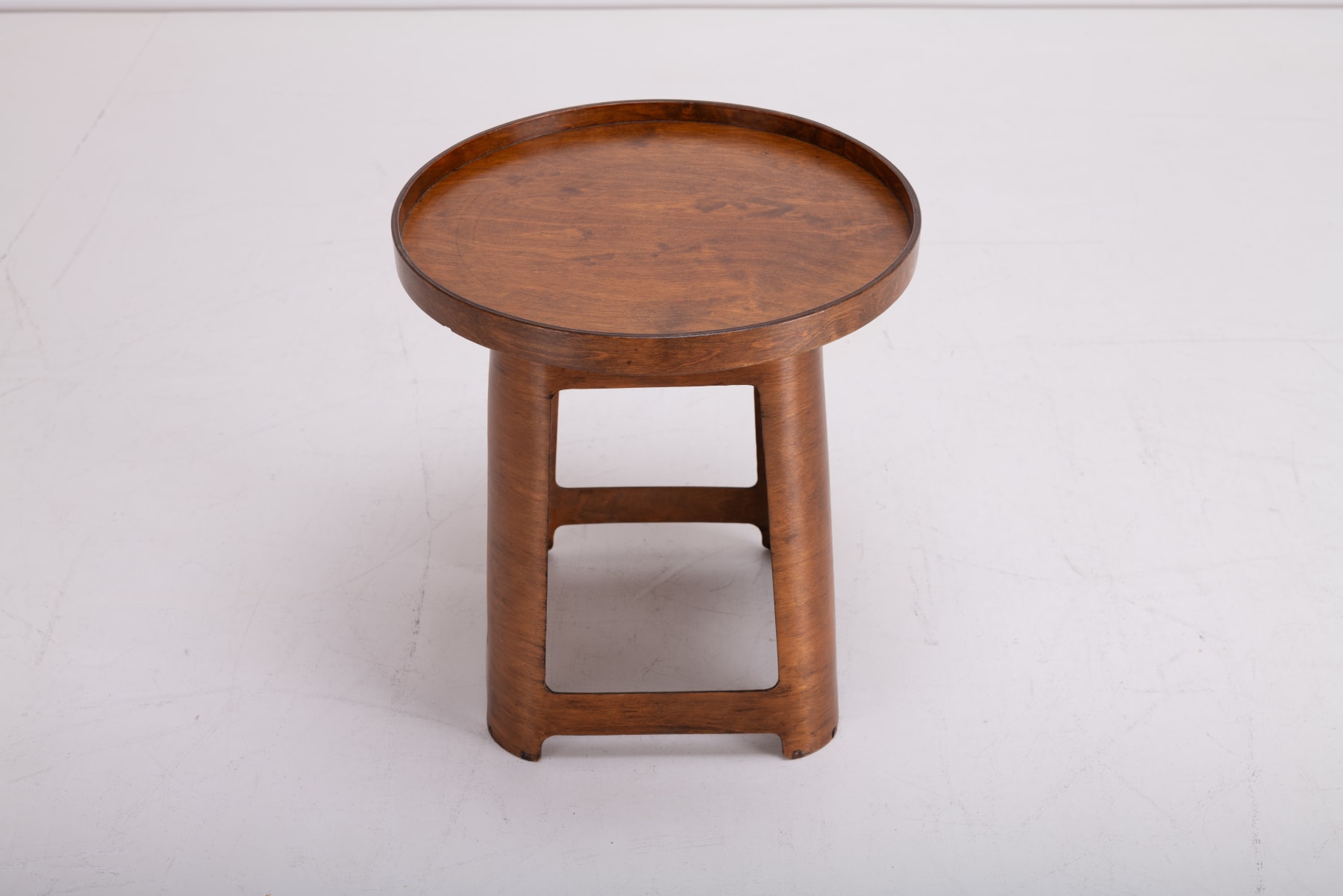 Walter Gropius, Isokon Stools / Tables / Trays Model No 1, 1933-36