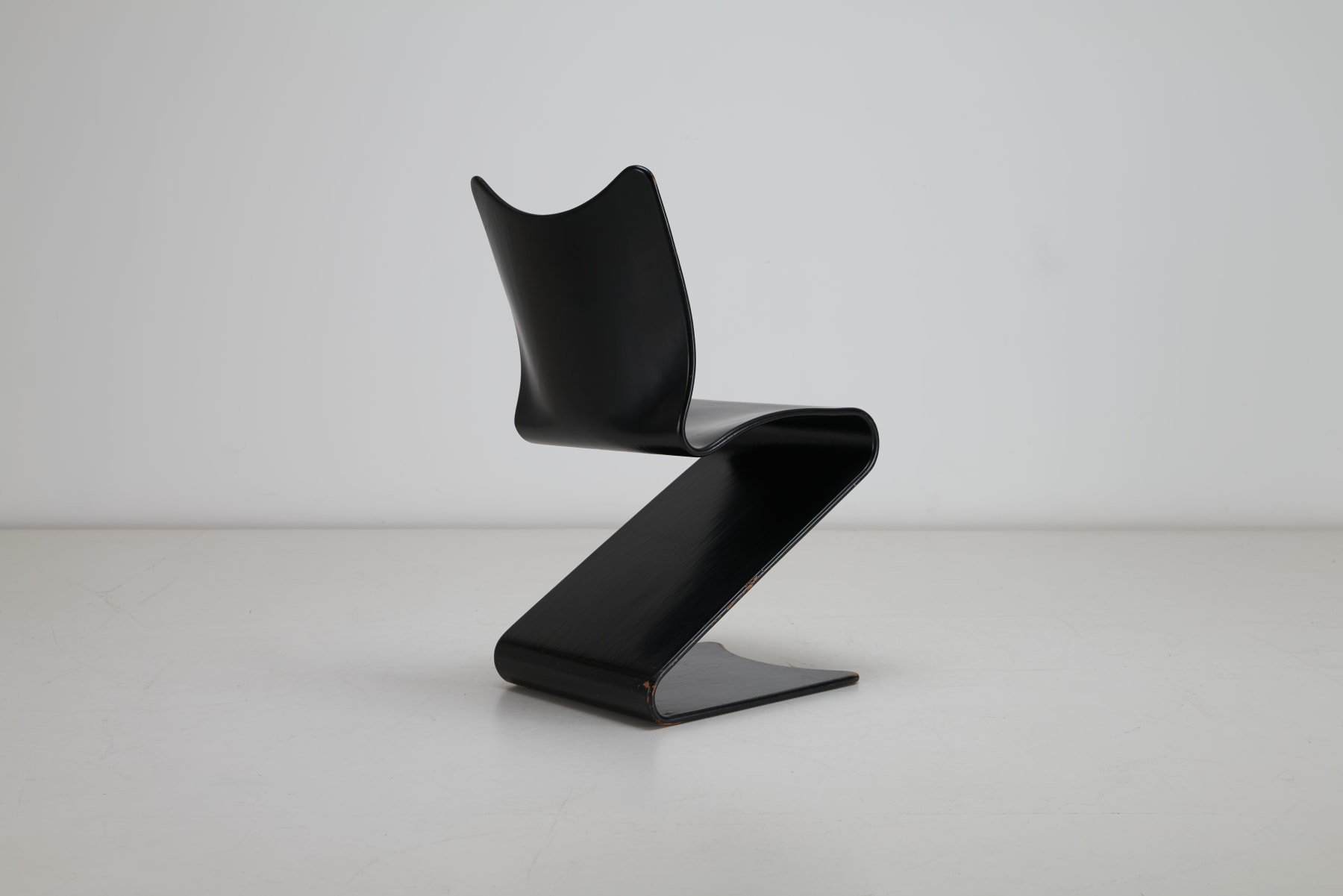 Verner Panton, Bent Plywood S Chair, 1965