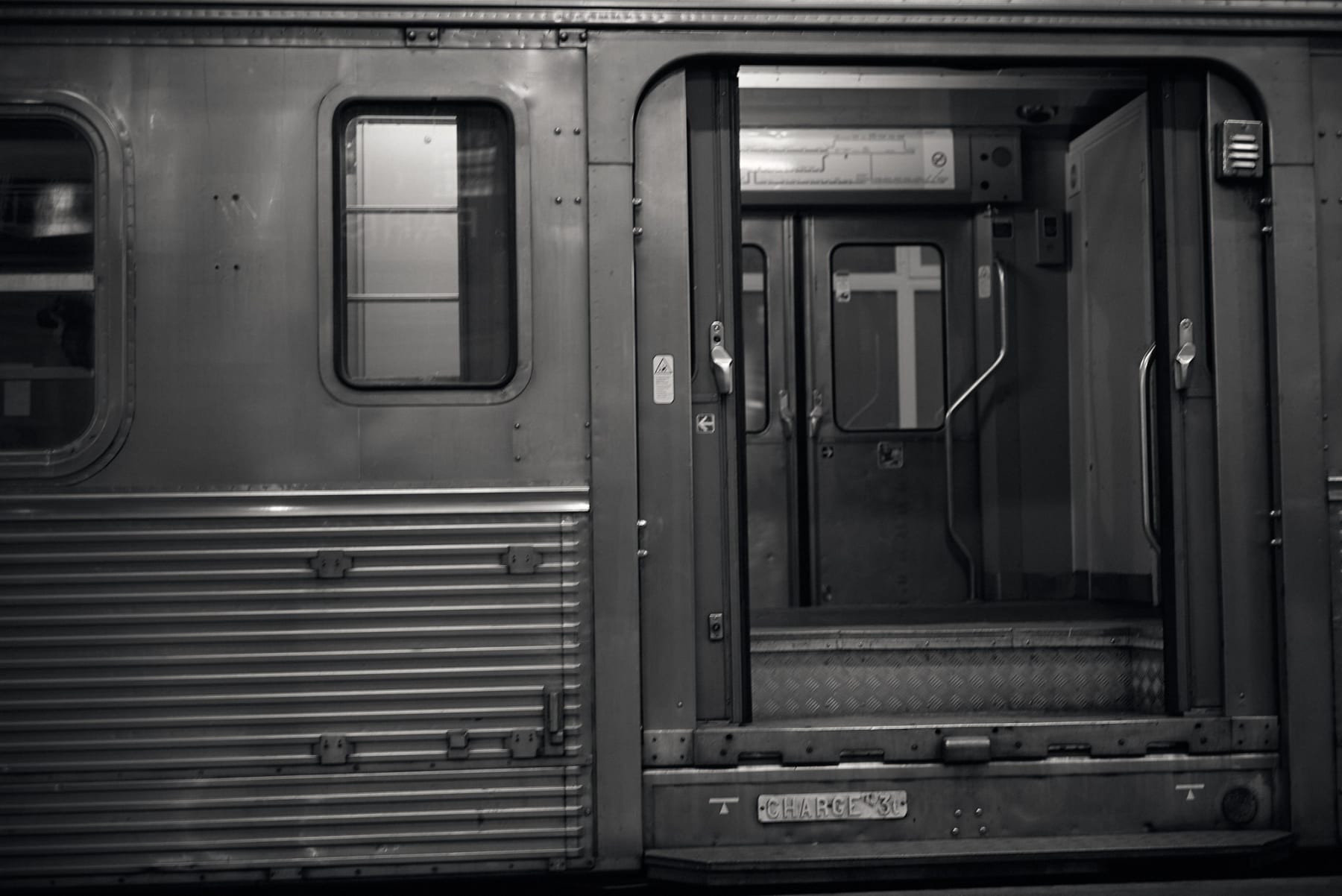 Les-petits-gris-disparaissent-des-gares