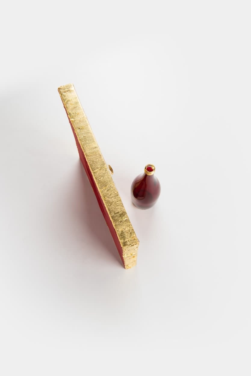 Anna Hanna Schwarz, Give Me This Red, 2021