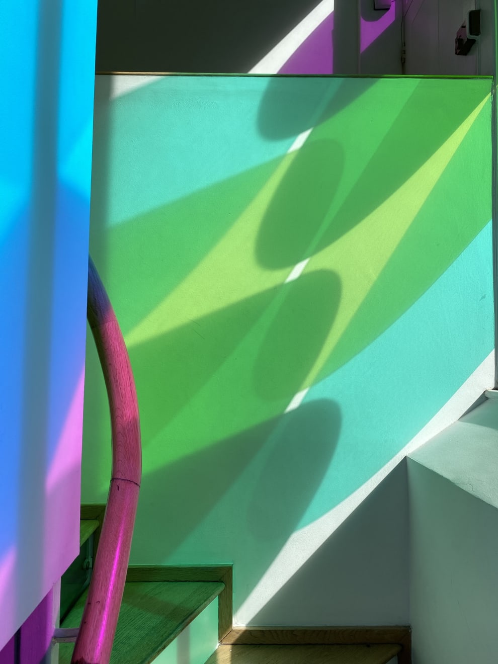 Teardrops (Interlocking), 2022