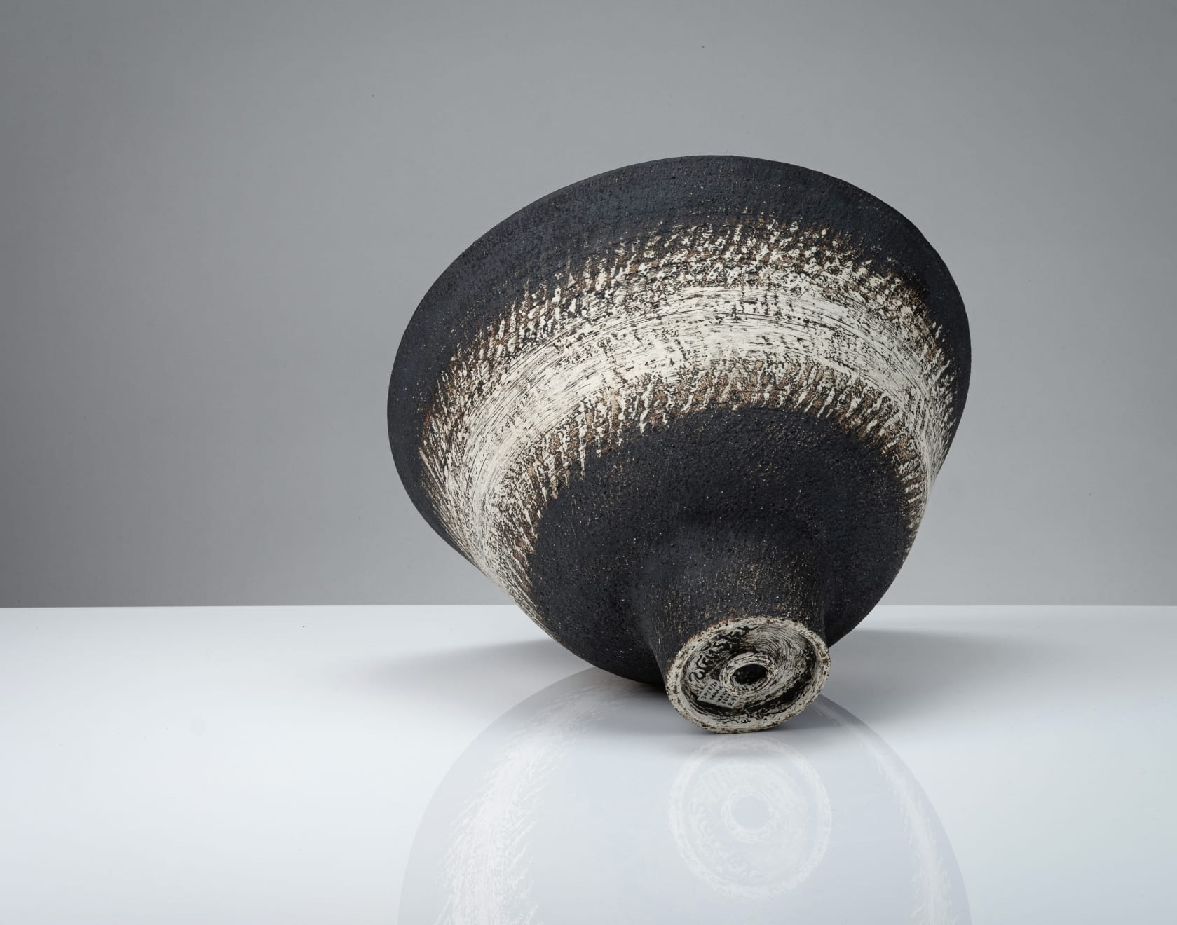 Waistel Cooper, Flared vessel, 1972