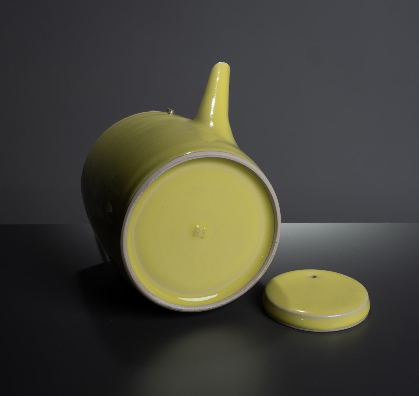 Rupert Spira, Yellow teapot, 2006