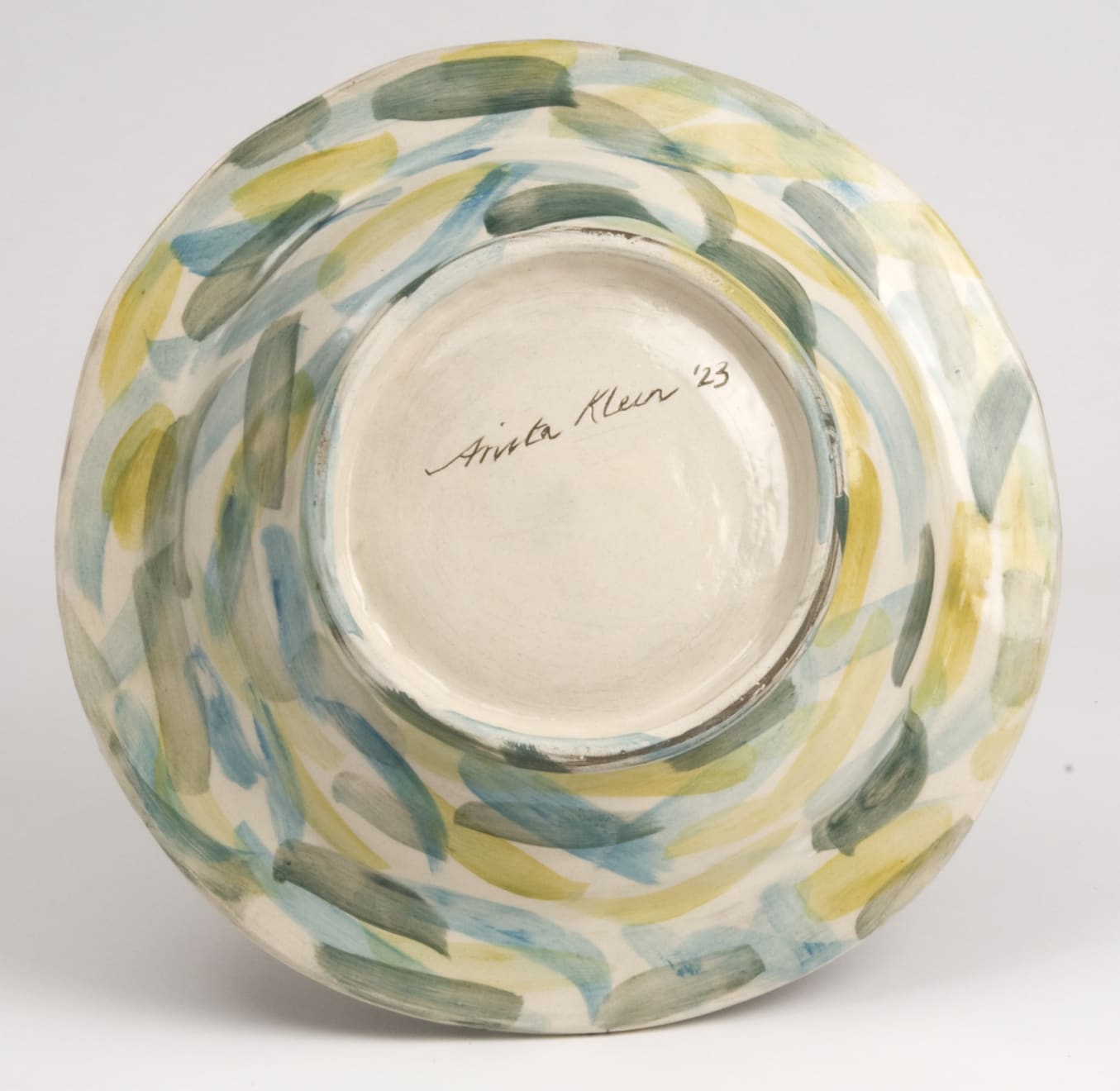 Anita Klein, Swimming with Fish, 2023