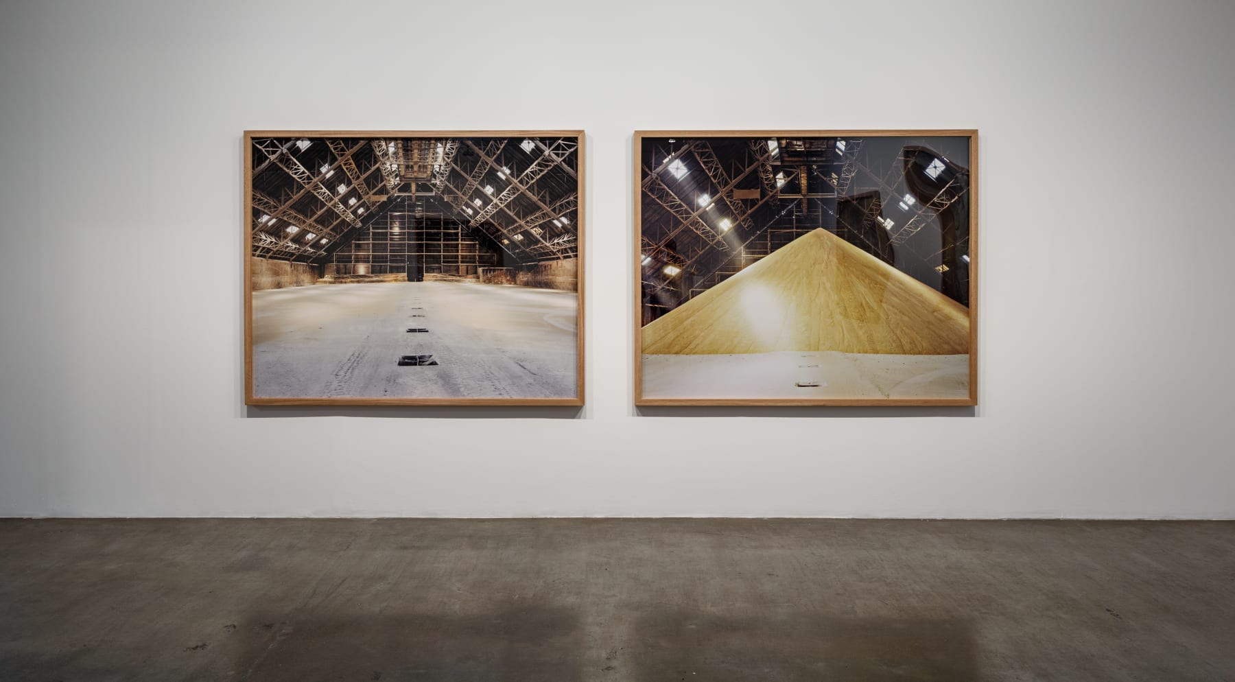 Zineb Sedira, Sugar Silo, 2013