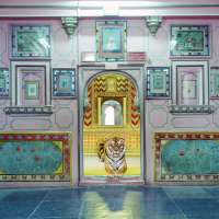 Interloper, Sheesh Mahal, Udaipur City Palace