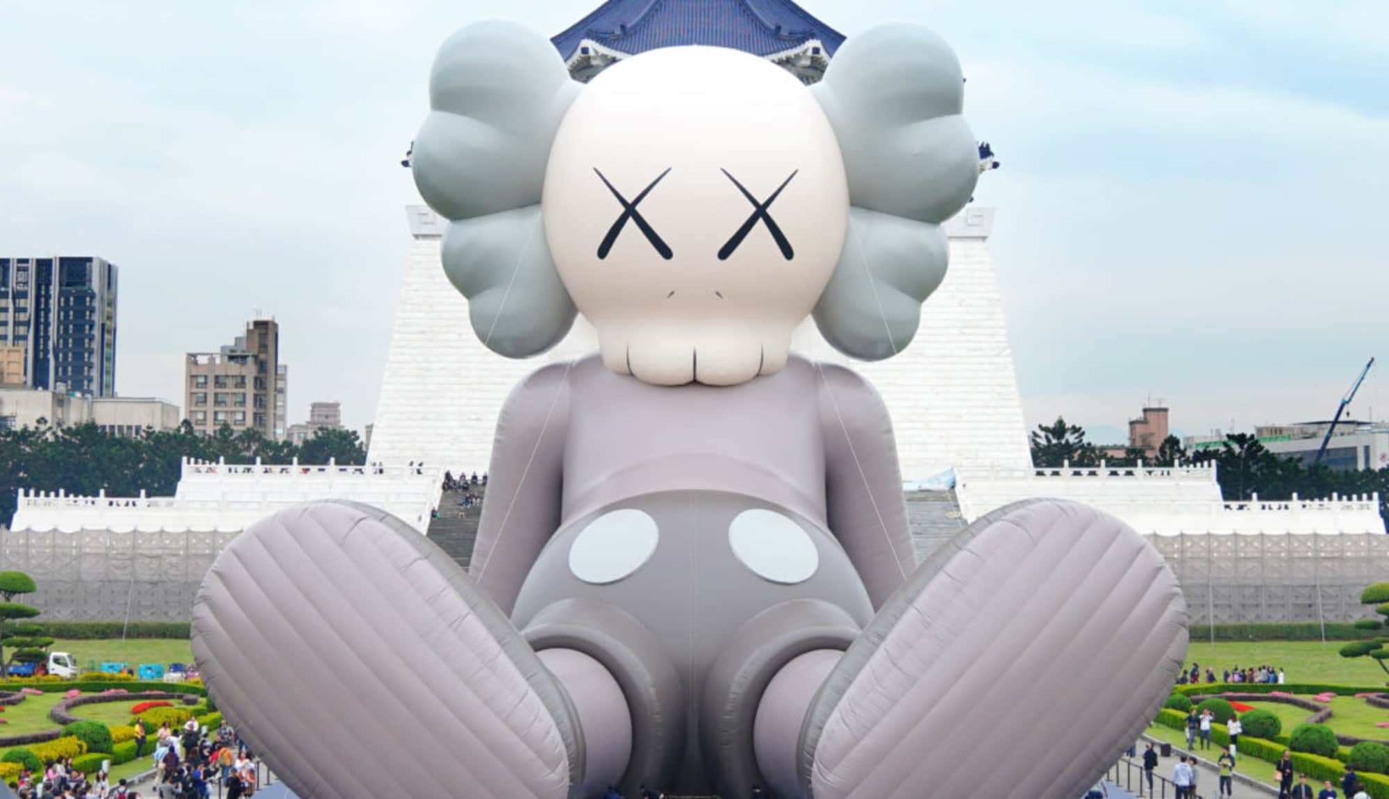KAWS