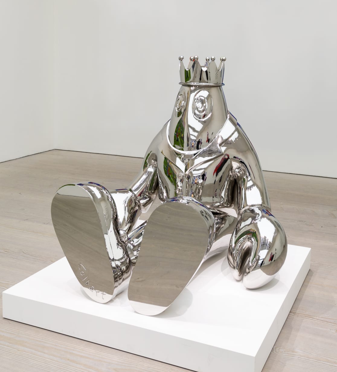 Daydreamer (Seated Lobster), 2020Polished stainless steel150 cm x 140 cm x 140 cm ENQUIRE