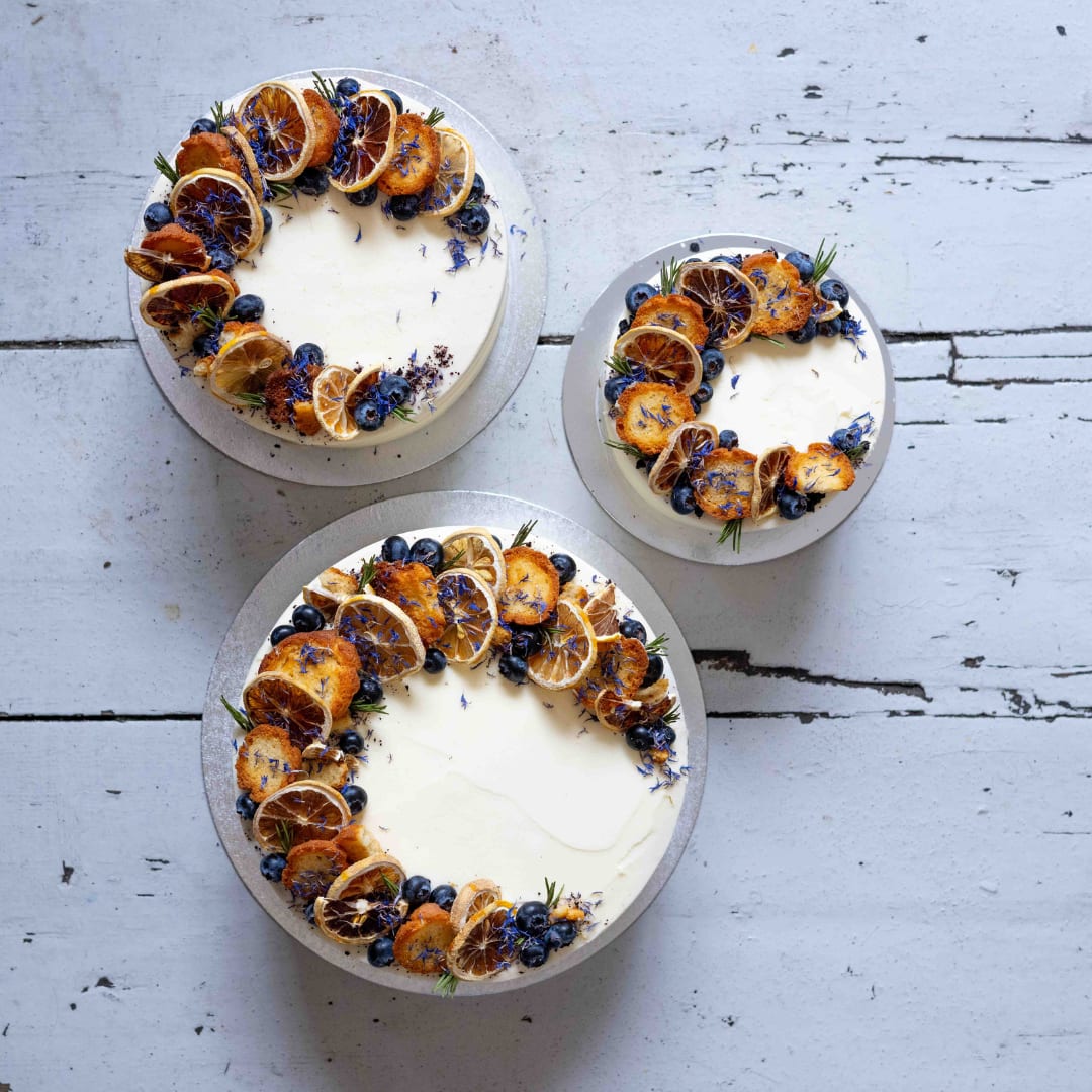 https://luminarybakery.com/