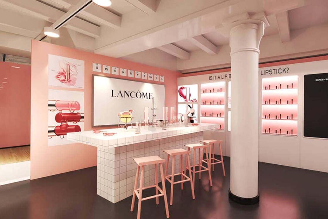 The ultimate beauty pop-up experience celebrating the launch of the new Lip Idôle Butterglow.
