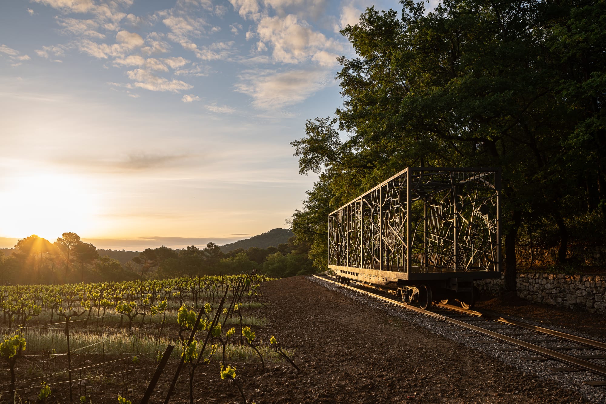 Bob Dylan, Rail Car, Château La Coste, 2022 © Stephane Aboudaram | WE ARE CONTENT(S)