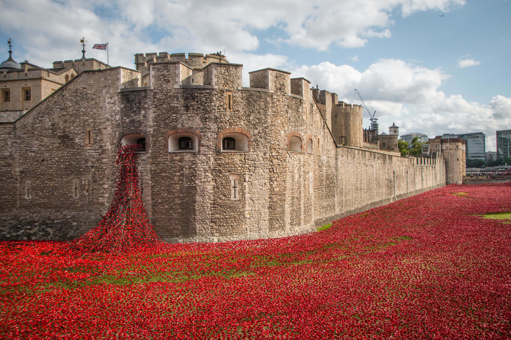 Blood Swept Lands and Seas of Red, Tower of London, 2014 © Zefrog / Alamy