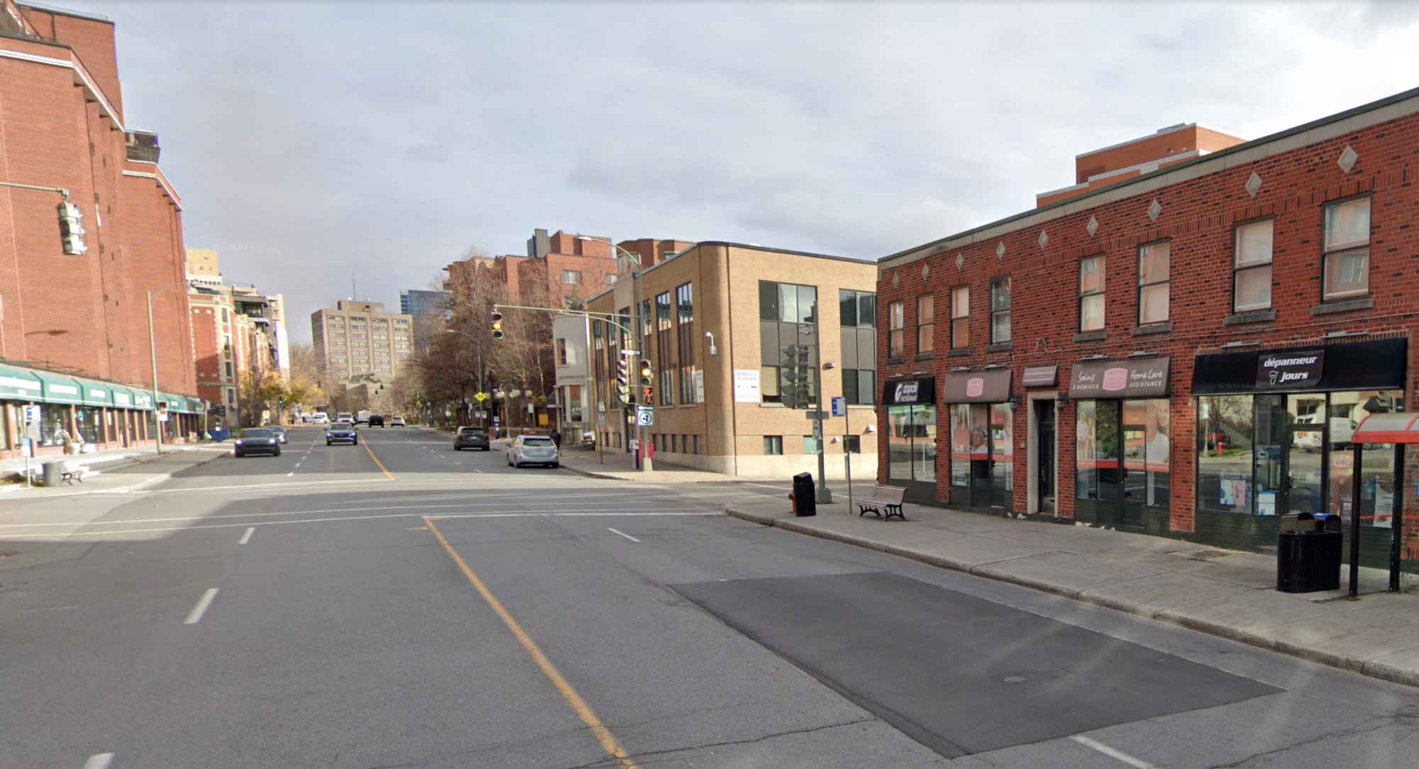 Au Petit Lunch (St. Catherine West at Metcalfe Avenue, Westmount)