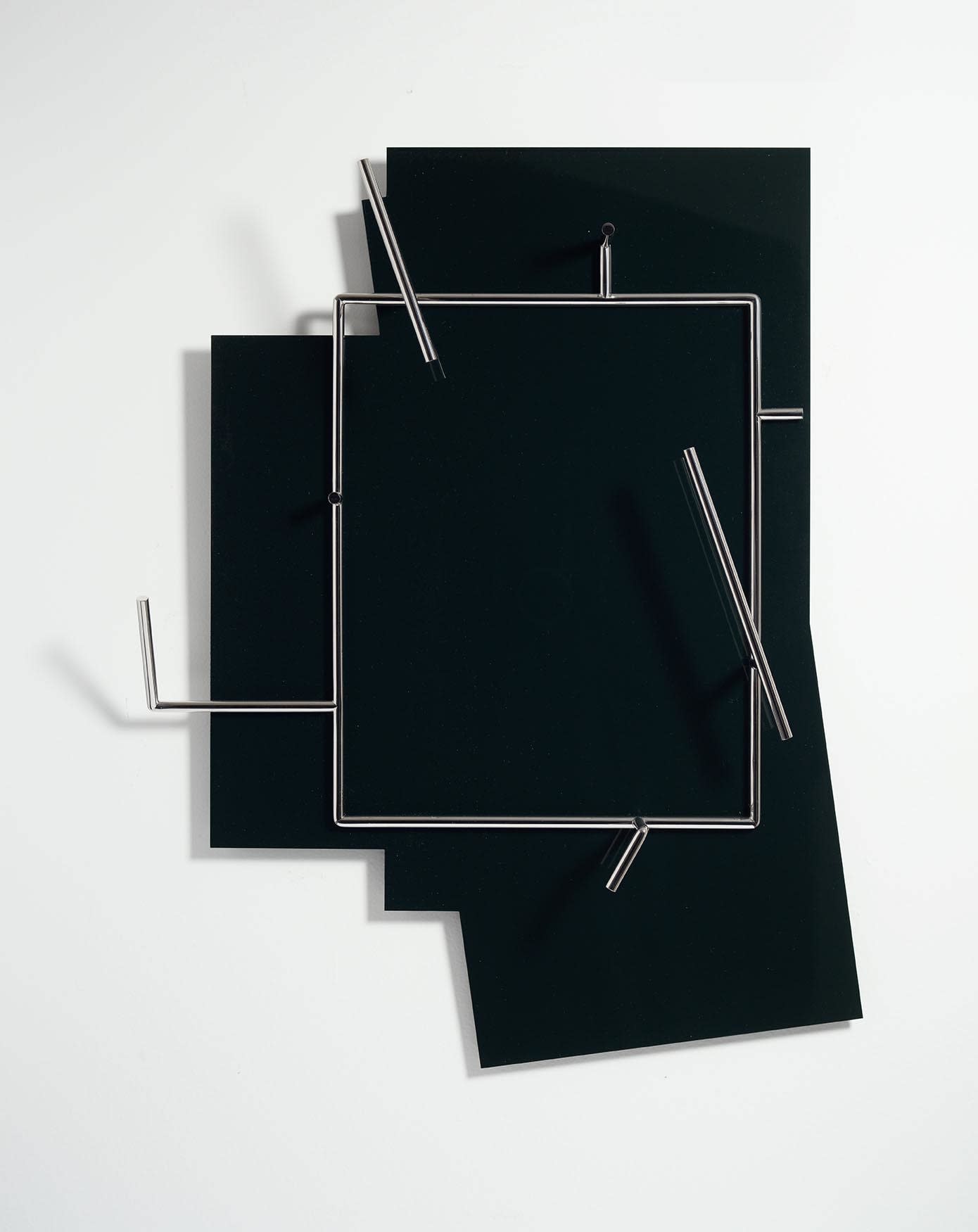 Waltercio Caldas, Espelho aproximativo II, 2022