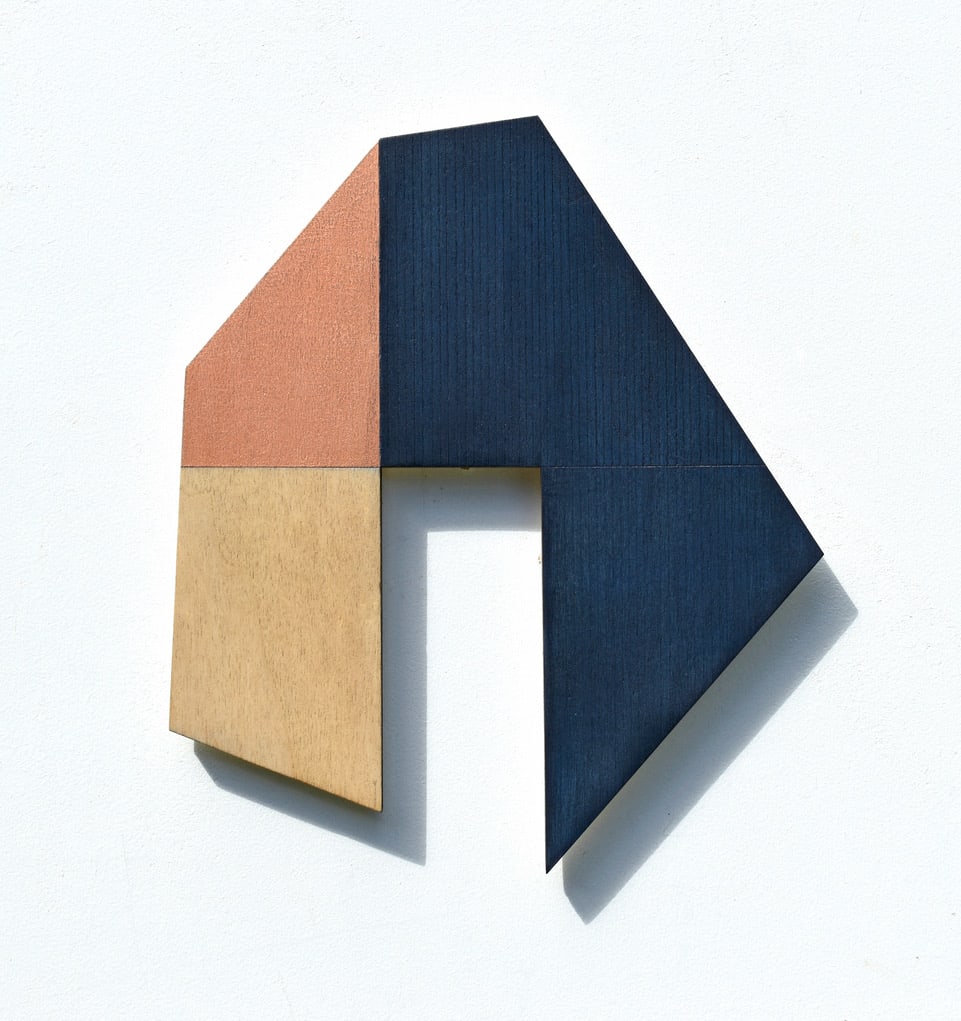 Susan Laughton, Disguise