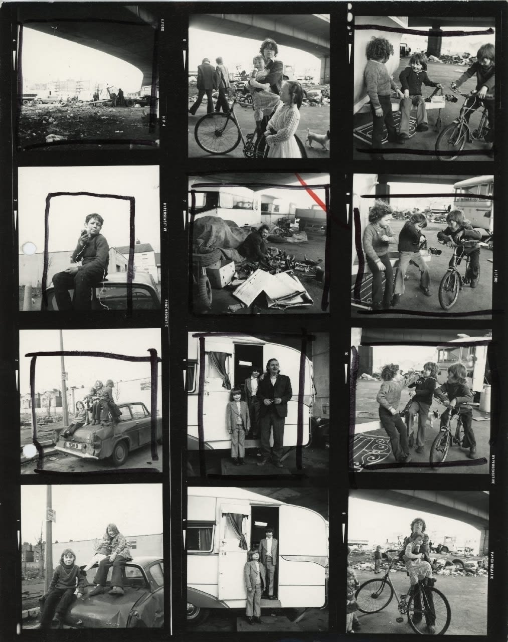 Jo Spence, Contact Sheet - Gypsies, 1974