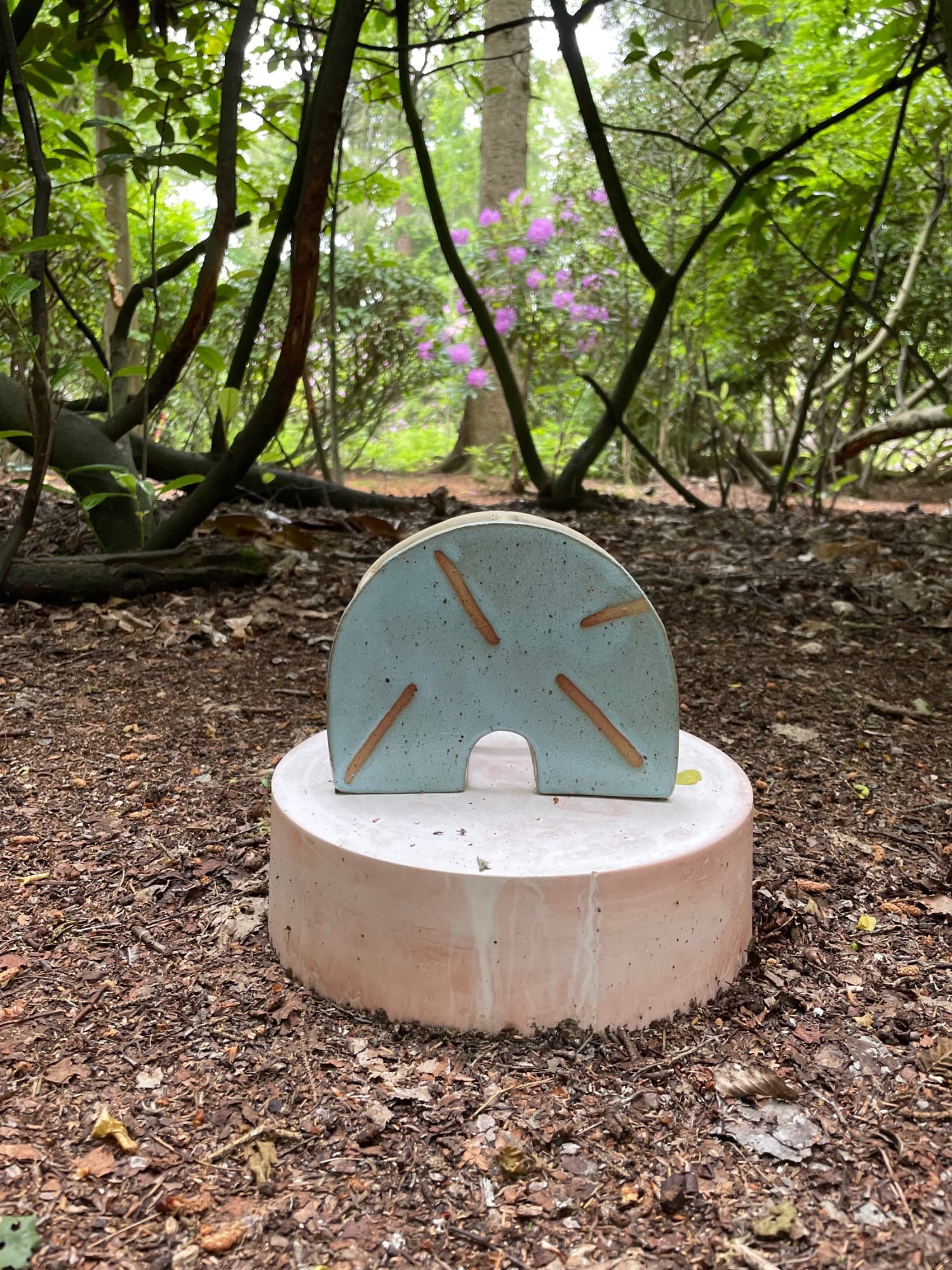 Carla Wright, Climbing frame (blue curve), 2020