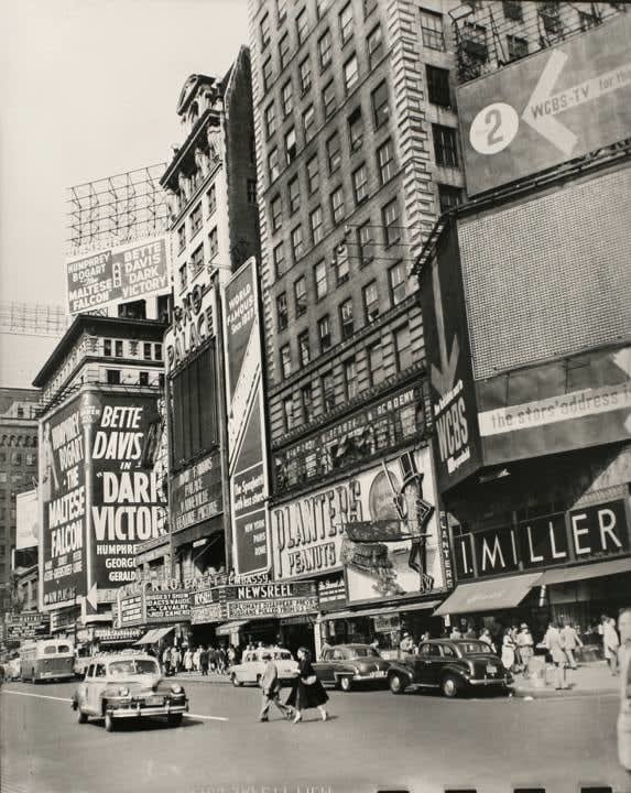 Larry Silver, Times Square, 1952
