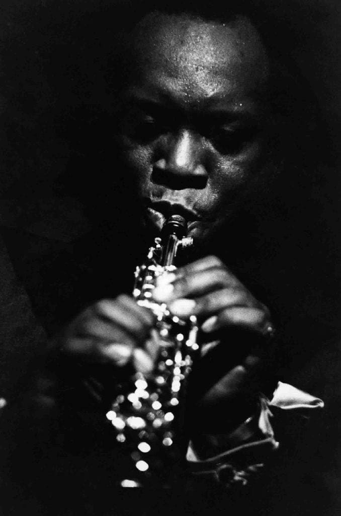 Chester Higgins, King Curtis at the Apollo, Harlem, New York, 1971