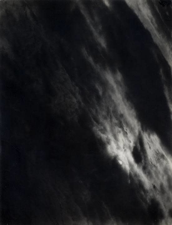 Alfred Stieglitz, Equivalent O(7), 1929, printed c. 1929
