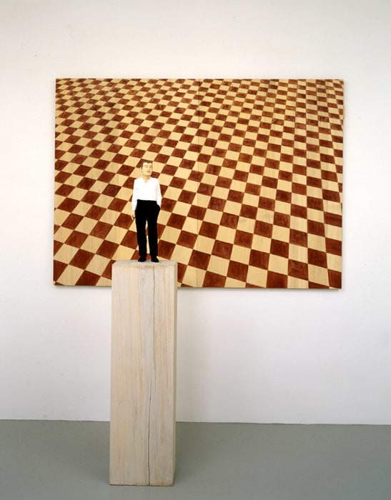Stephan Balkenhol, Mann mit schwarzer Hose mit Rautenrelief, 2004