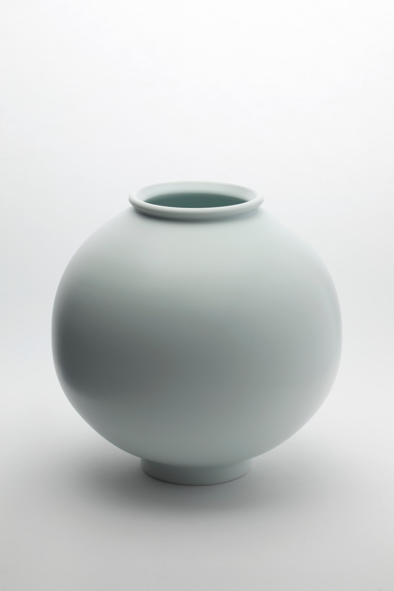Jaejun Lee, Moon Jar 4, 2022