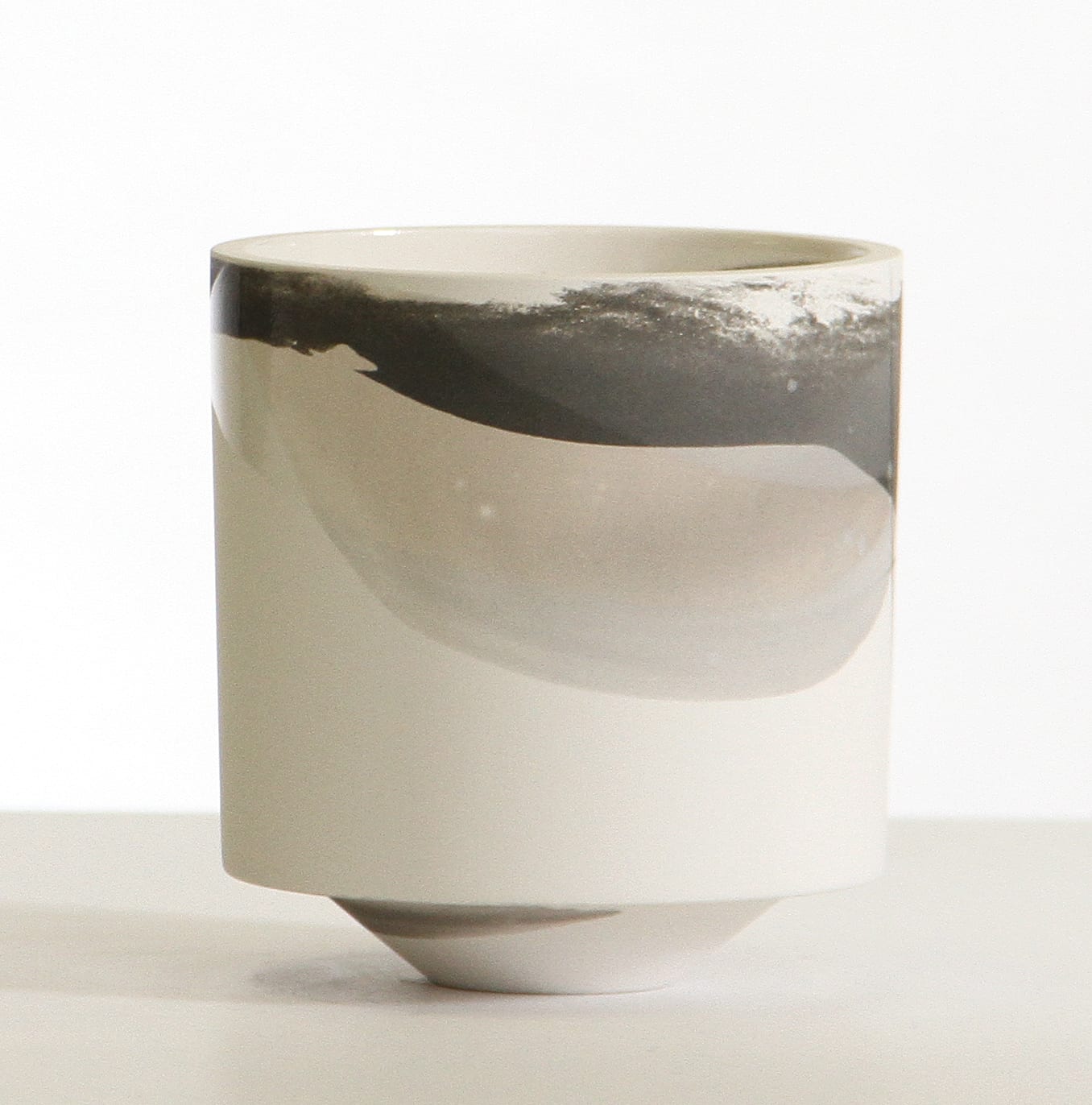 Hannah Tounsend, Print Beaker 14, 2021