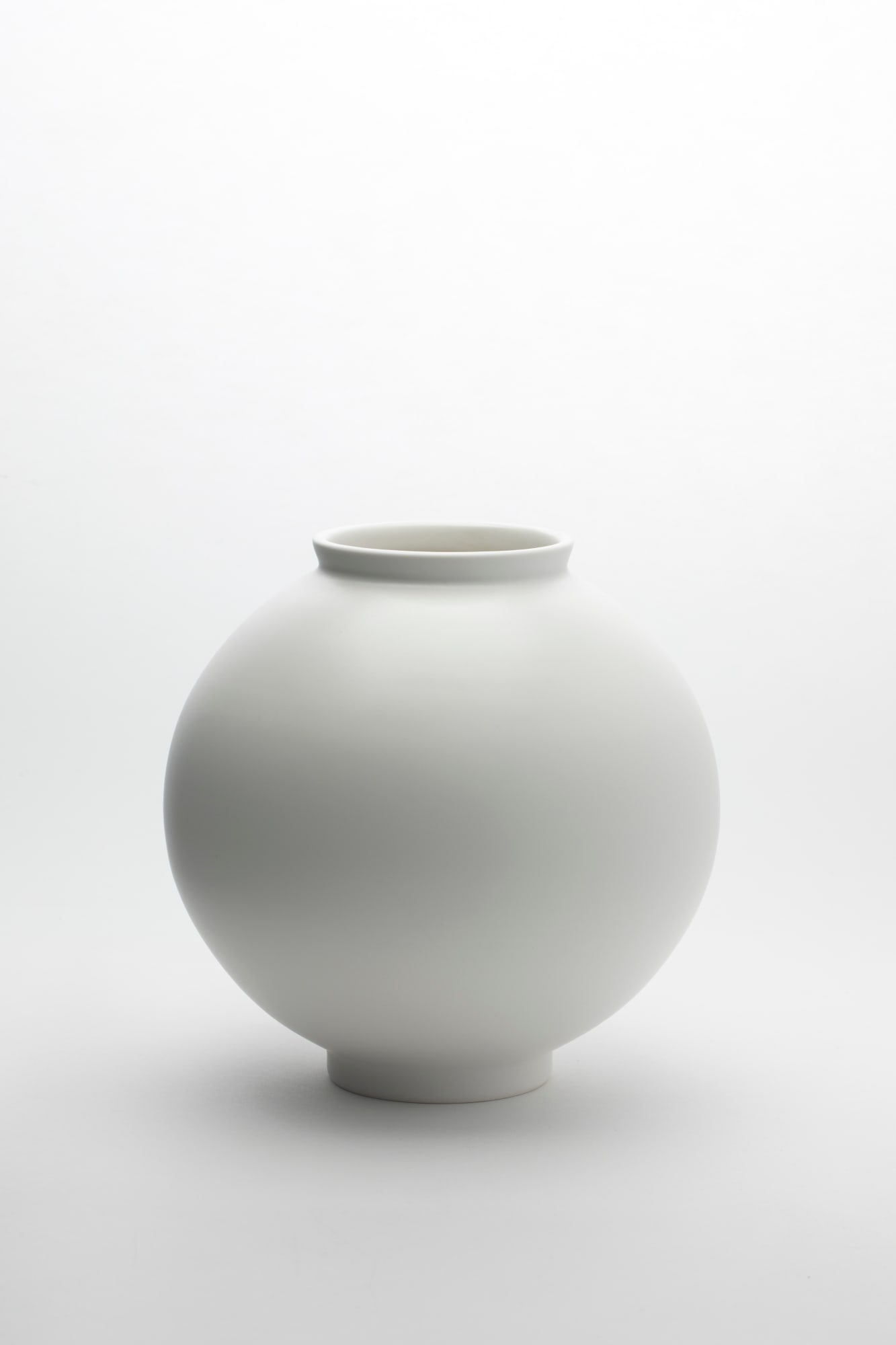 Jaejun Lee, Moon Jar 3, 2022