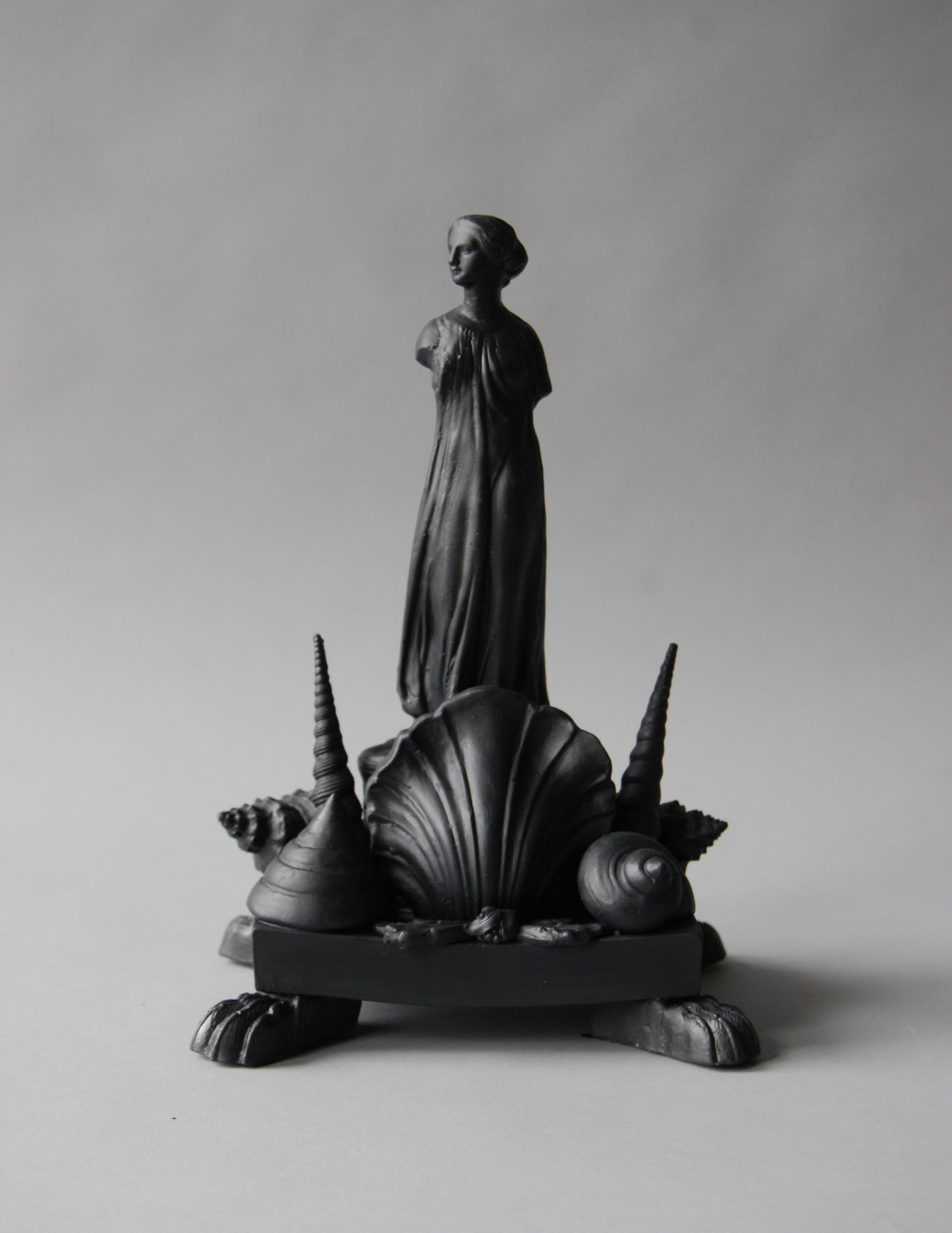 Matt Smith, Spout Neck Woman, 2018