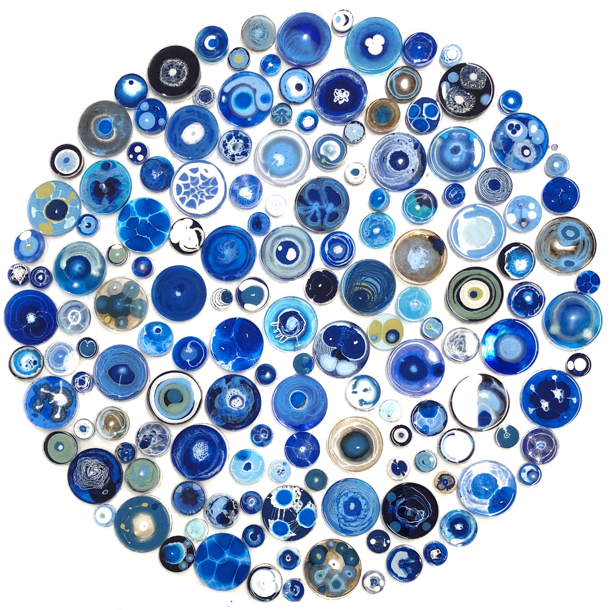 Klari Reis, Hypochondria Blue, 150 pieces, 2018