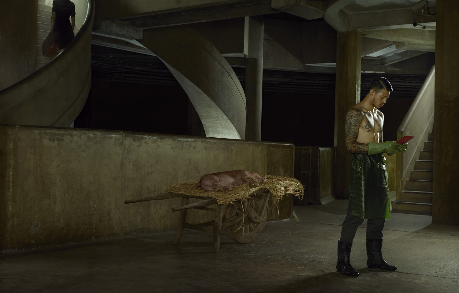 Erwin Olaf Shanghai 1933 The Letter (large) Photograph 187 x 120 cm