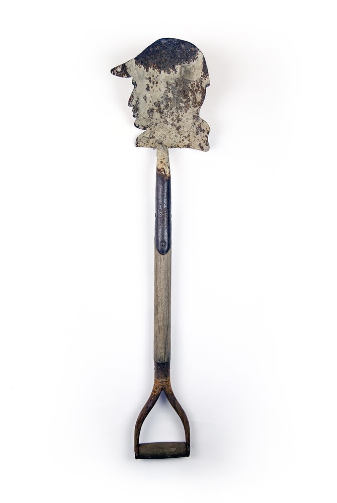 Icy And Sot Working Class Hero hand cut vintage steel shovel 90 x 22 x 14 cm