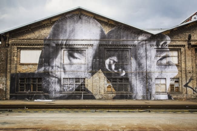 Jr The Wrinkles of the City, Berlin, Warschauer Brücke, Joachim HERZOG - Volker LEMPE, Germany Color print on metallic paper, mounted on aluminum 125 x 187,4