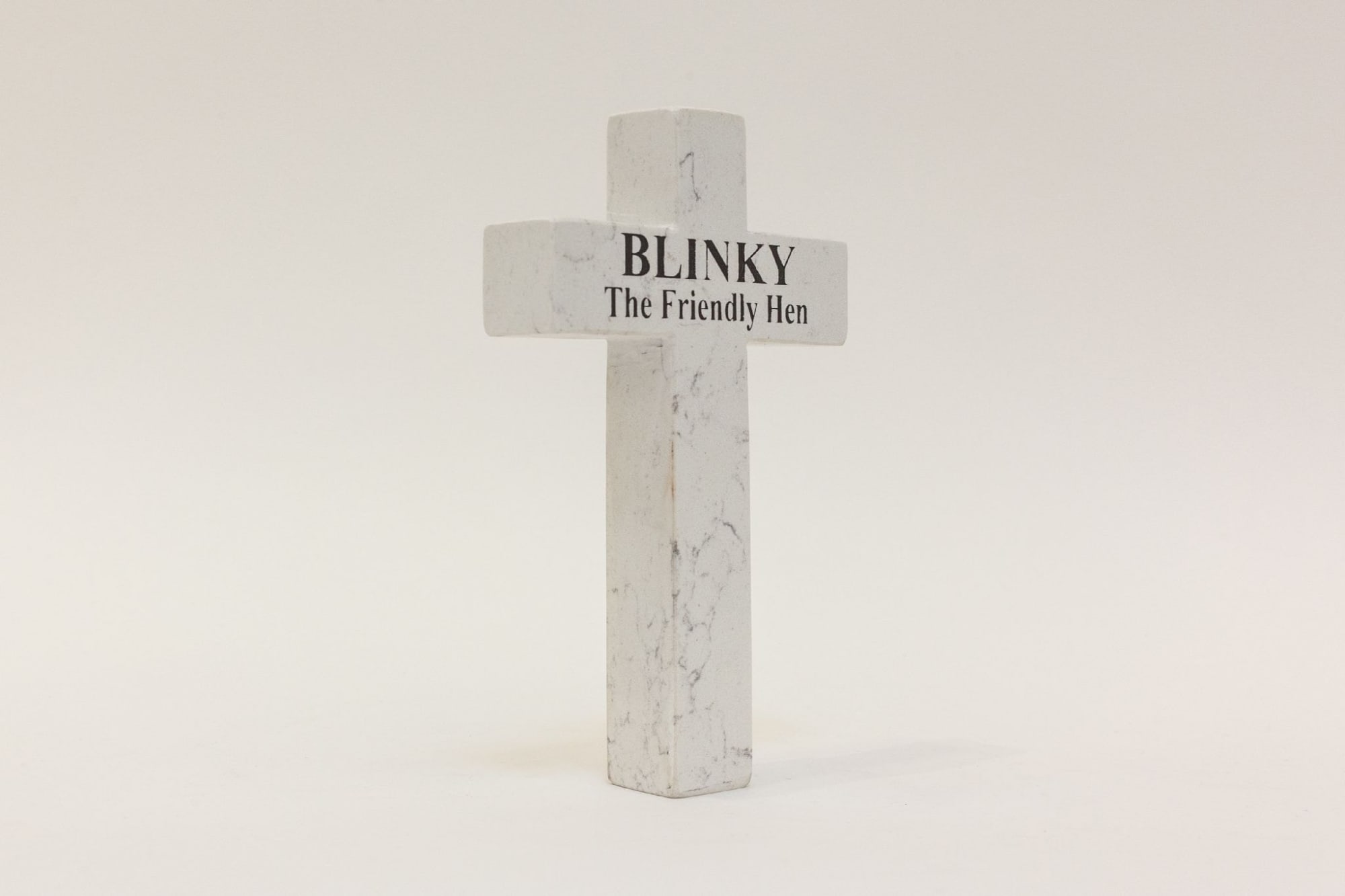 Jeffrey Vallance, Blinky The Friendly Hen Cross, 2018