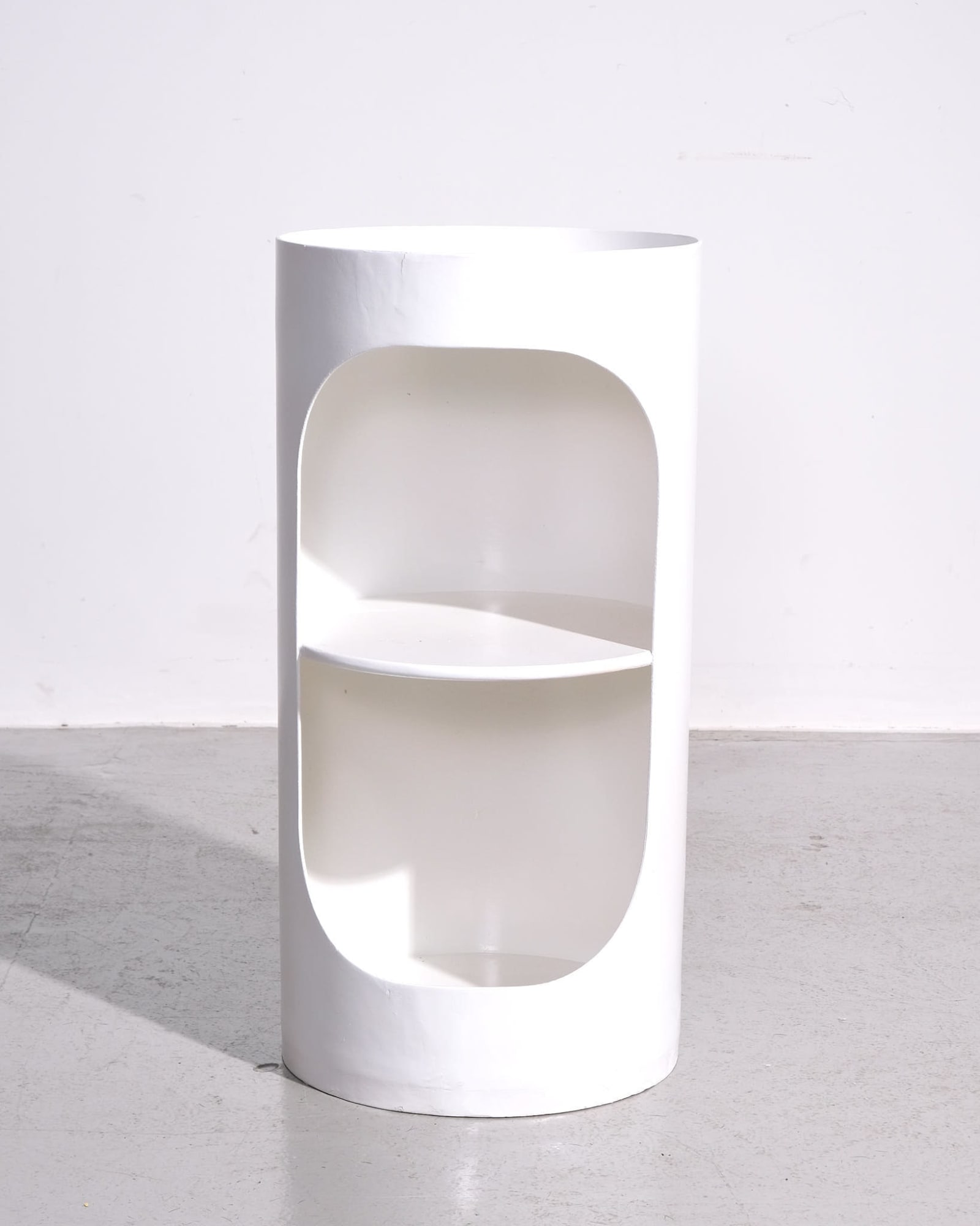 Bernard Holdaway, Tomotom Three Tier Stand in White (BH5)