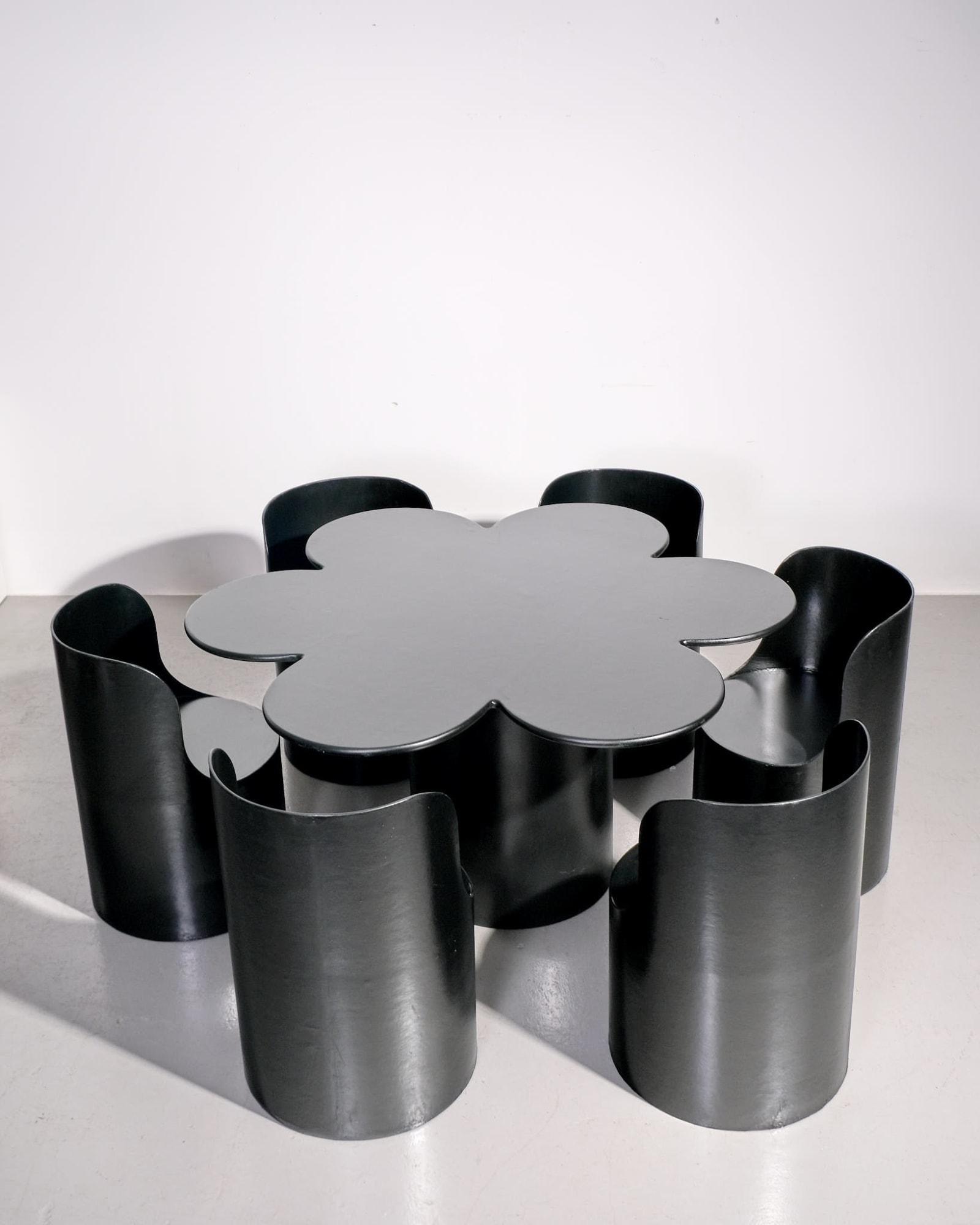 Bernard Holdaway, Clover Leaf Table and 6 Tomotom Chairs in Black