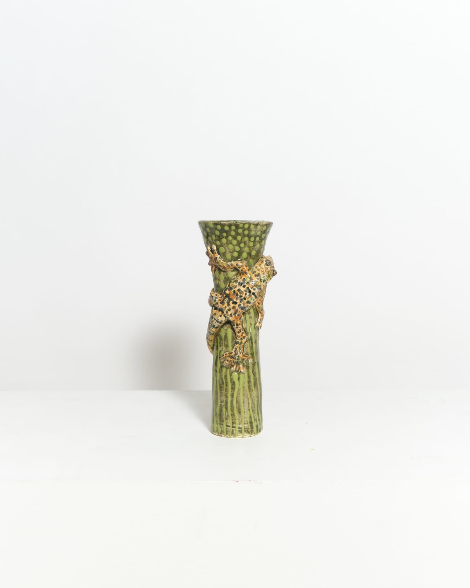 Prue Piper, Brook's Gecko Vase