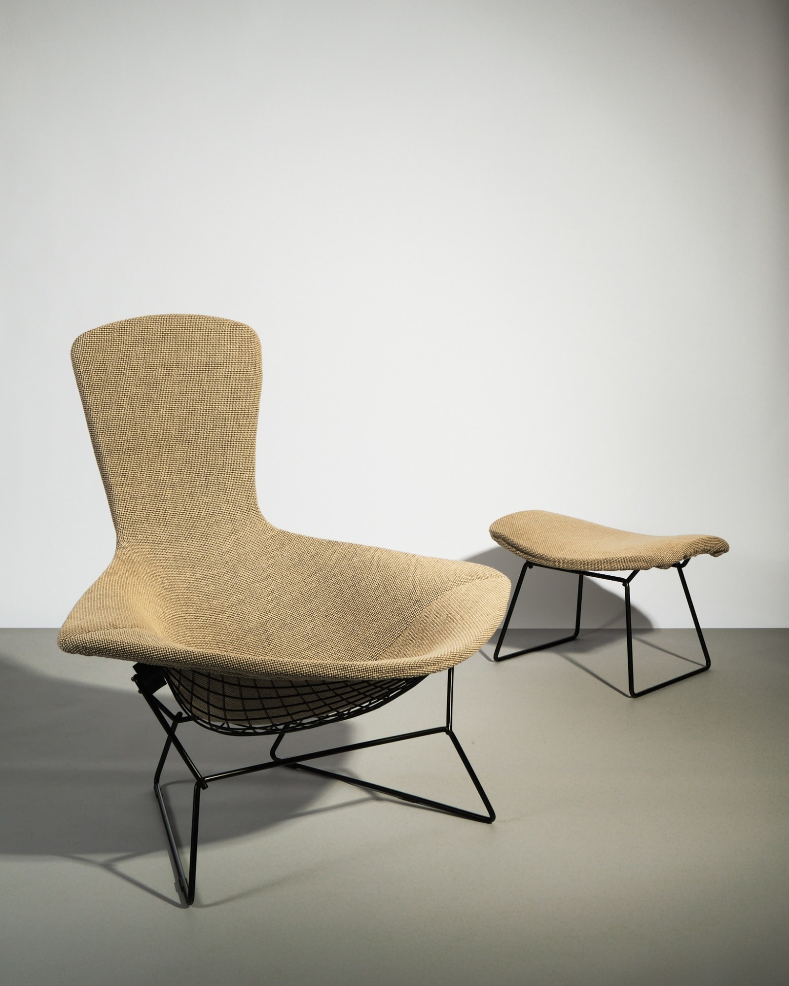 Harry Bertoia, 'Bird' Lounge Chair with Footstool