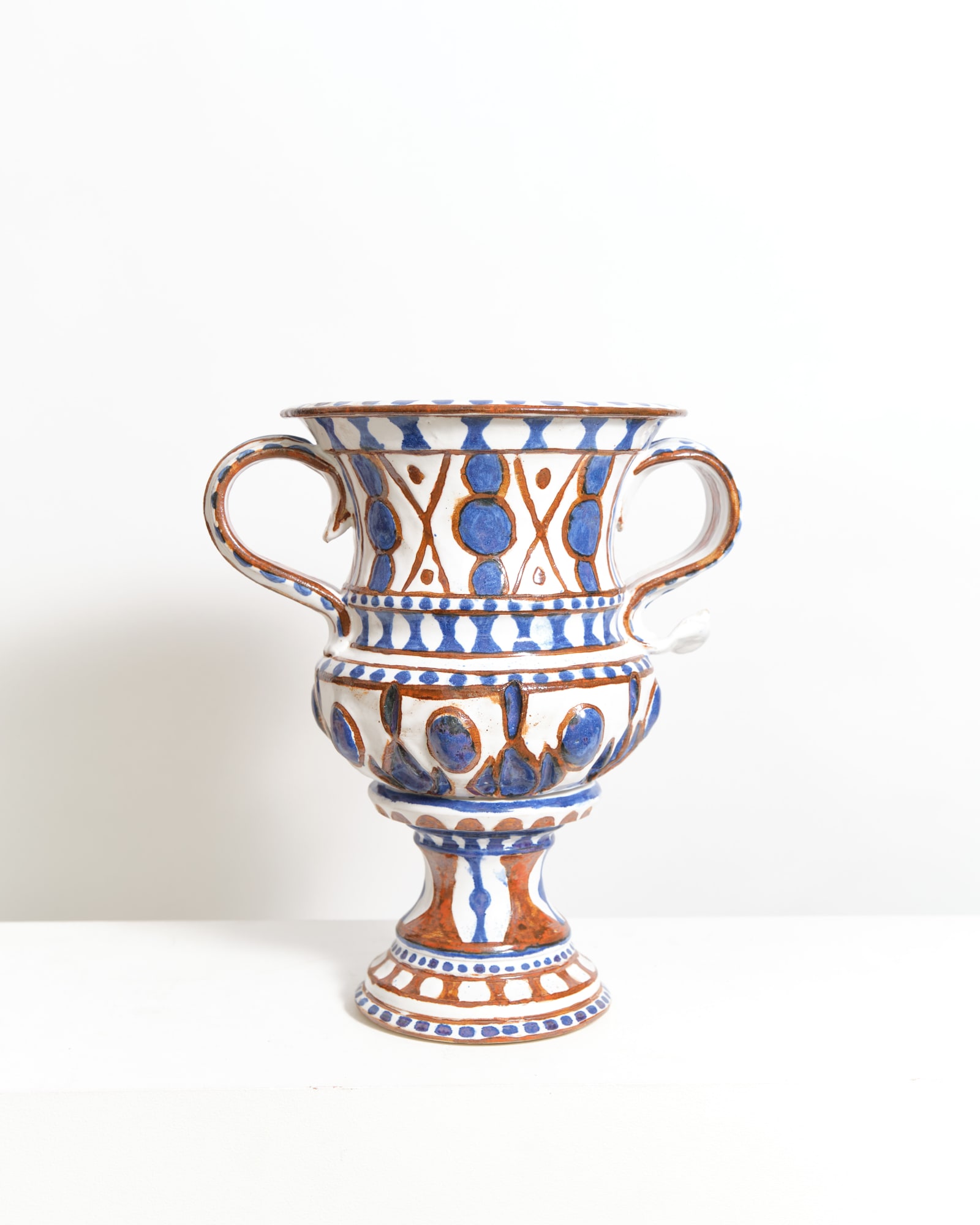 Freya Bramble Carter x Studio Krokalia, T-red Thalia