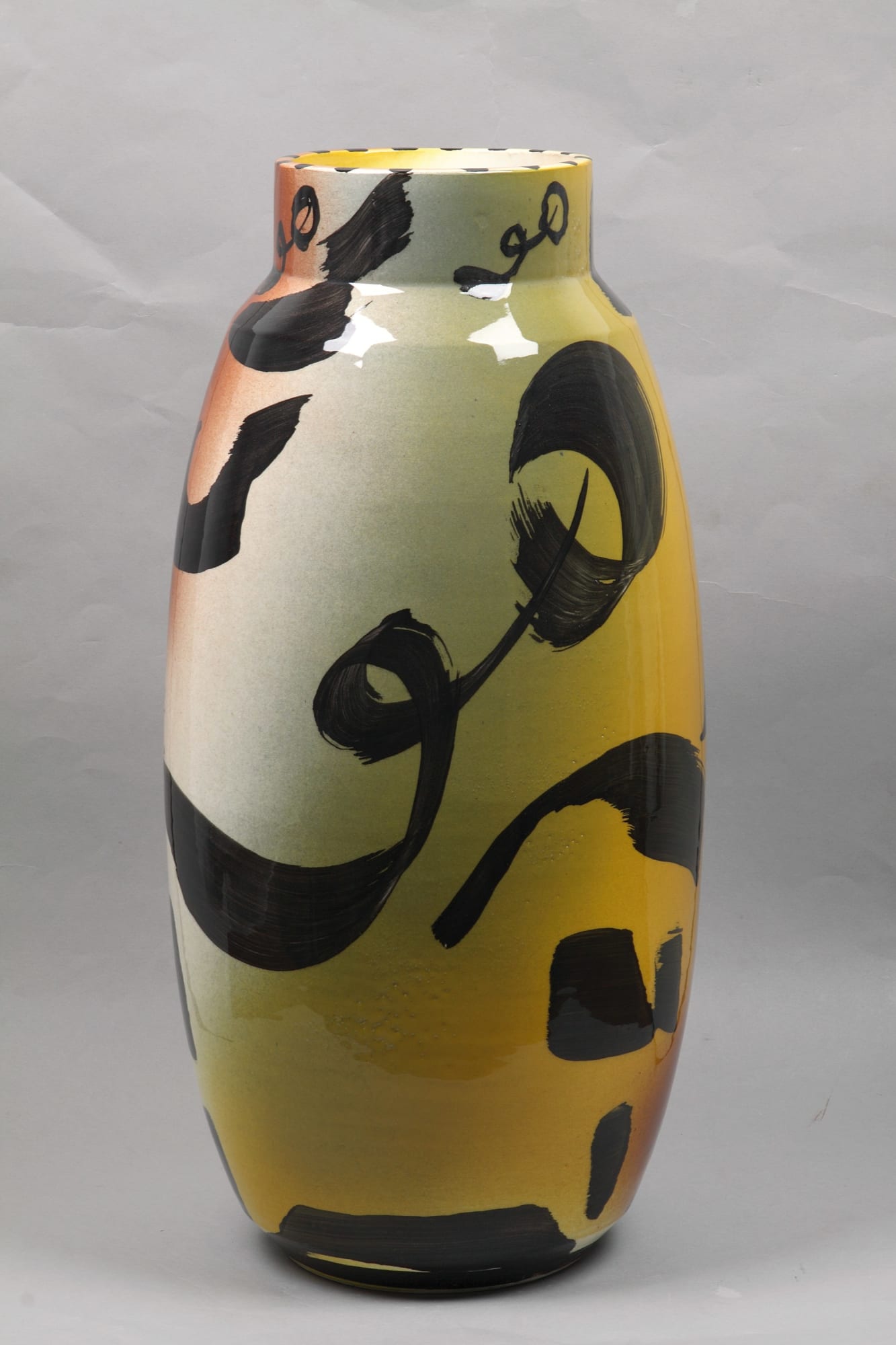Khaled Ben Slimane, Yellow vase, 2009