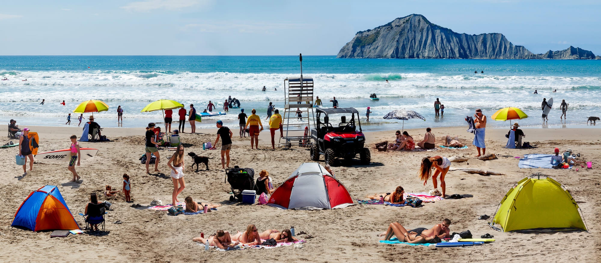 Cathy Carter, Waimarama Bathers, 2024